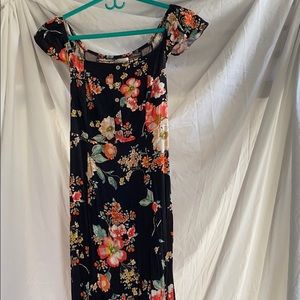 Off the Shoulder Floral Maxi Dress